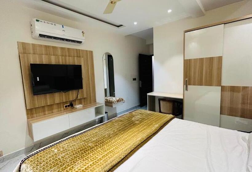 Номер Deluxe, Katani Inn