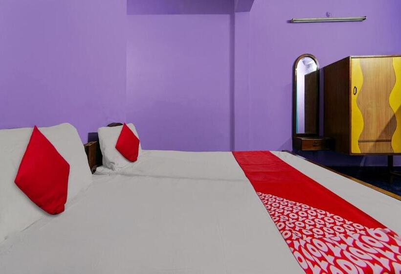 标准间, Oyo Sri Sivasakthi A/c Lodge