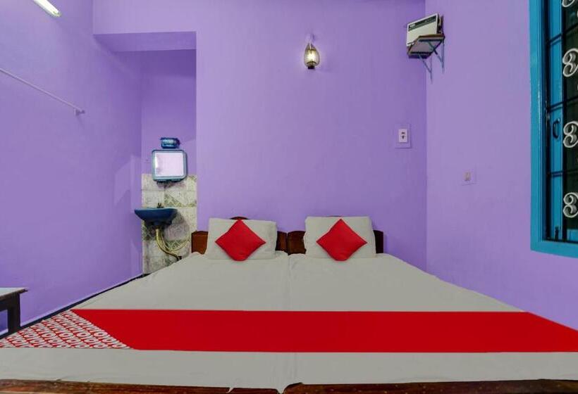 标准间, Oyo Sri Sivasakthi A/c Lodge