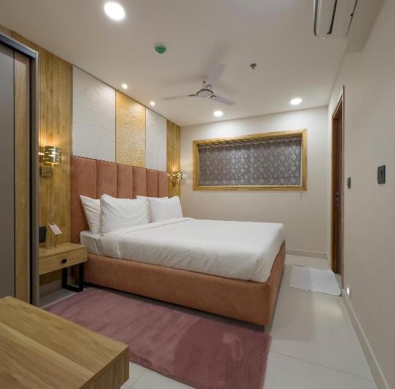Президентский Люкс, The Habitat Suites
