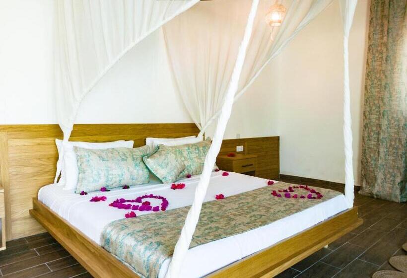Номер Стандарт Вид на Бассейн, Turkuaz Beach Zanzibar