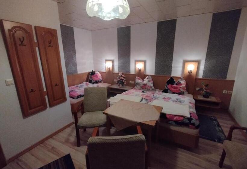 标准三人间, Pension Villa Brödel