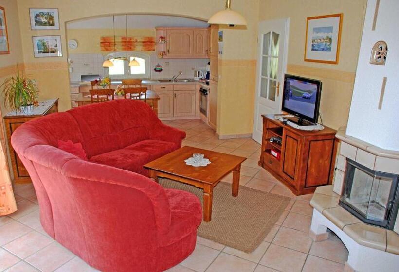 Дом 1 Спальня, Ferienhaus Unterm Reetdach