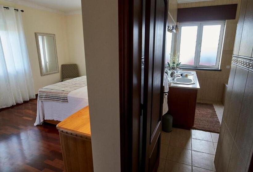 Номер Deluxe Вид на Море, Vivenda Da Saudade B&b