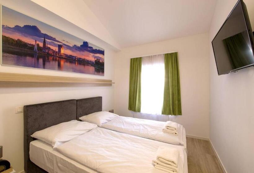 اتاق استاندارد, Hostel Os