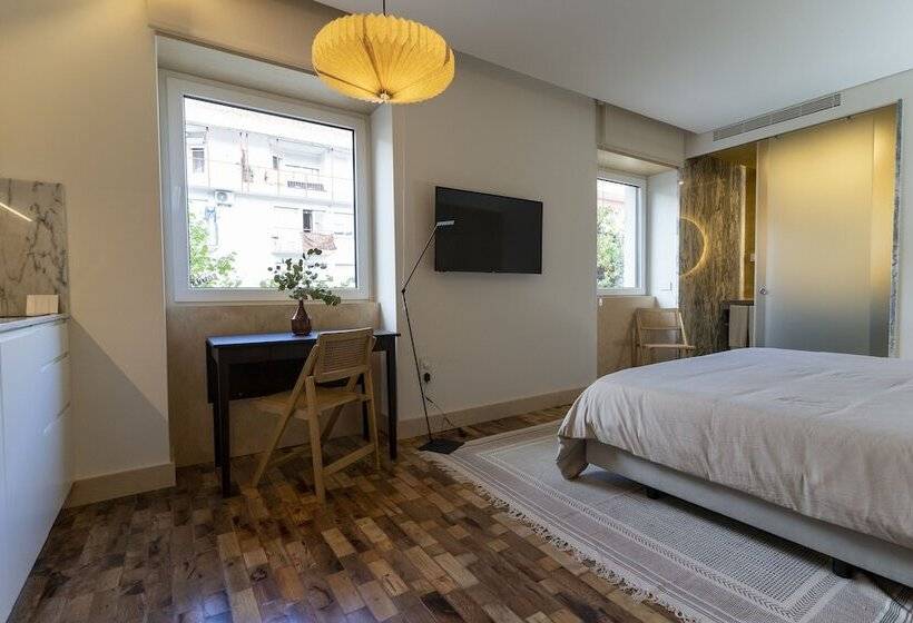 استودیوی استاندارد, Casa 3 Os Lugares De Castraleuca