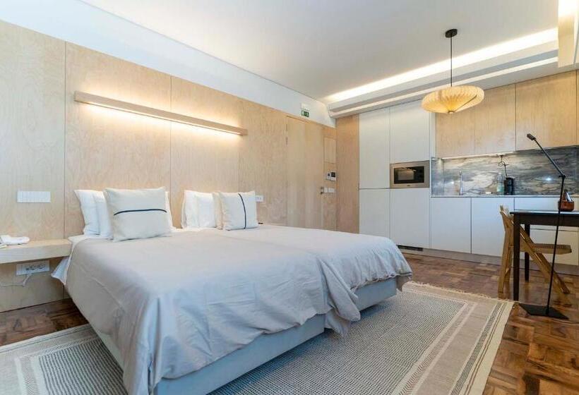 استودیوی استاندارد, Casa 3 Os Lugares De Castraleuca