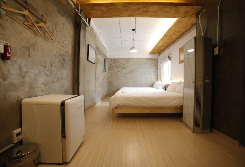 家庭间, Good Day Mate Hostel