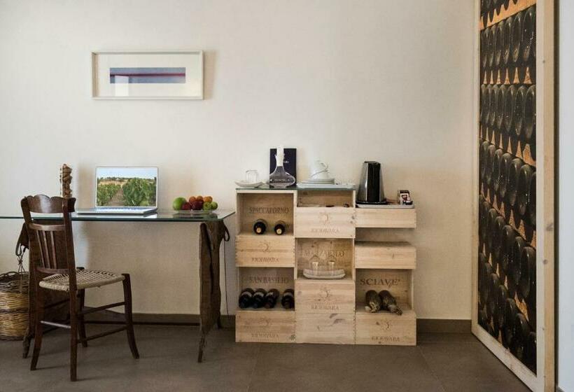 سوئیت با تخت بزرگ, Riofavara Winery