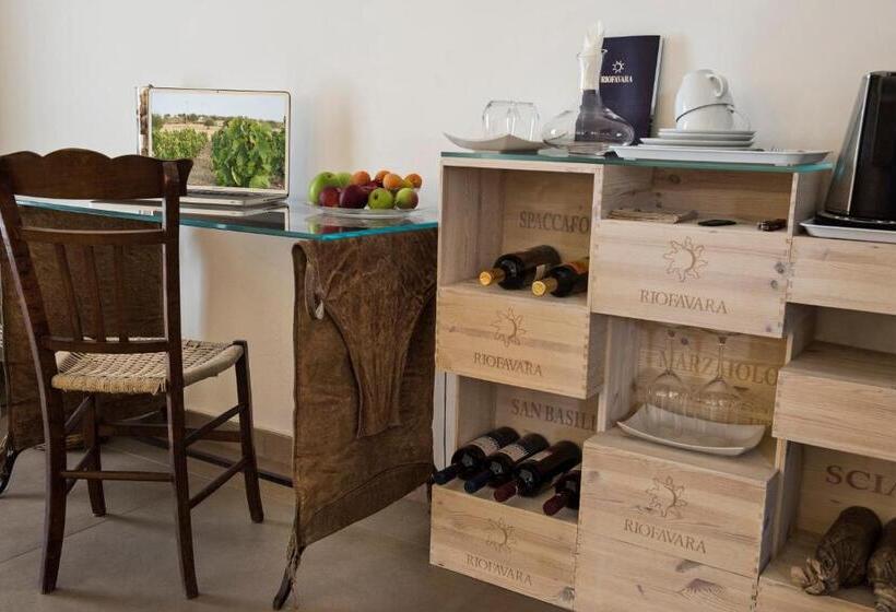 سوئیت با تخت بزرگ, Riofavara Winery