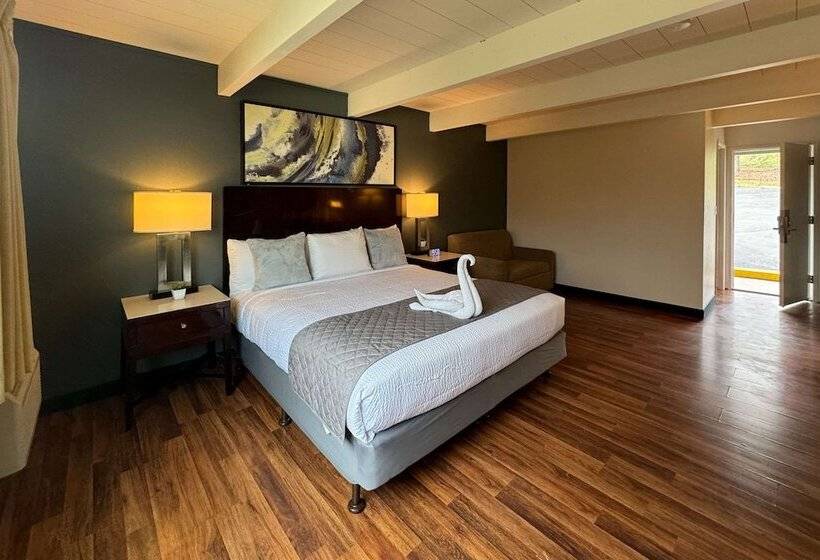 Люкс, Quality Inn & Suites