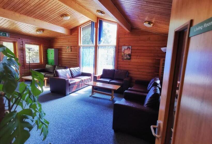 １ベッドルームハウス, Shore Lodge