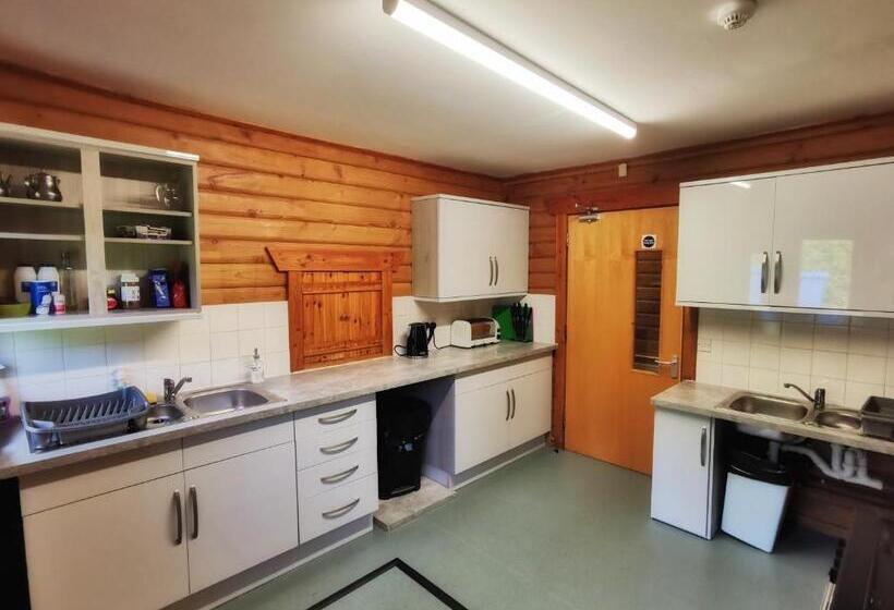 １ベッドルームハウス, Shore Lodge
