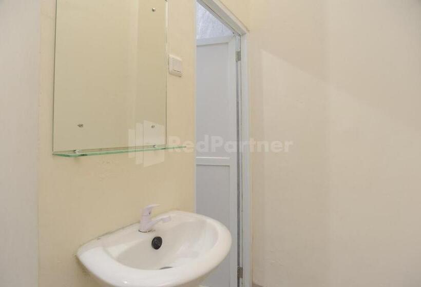 Номер Стандарт, Rawa Buntu House Redpartner