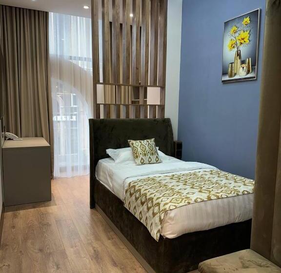 اتاق استاندارد یک نفره, Israhotel Dushanbe