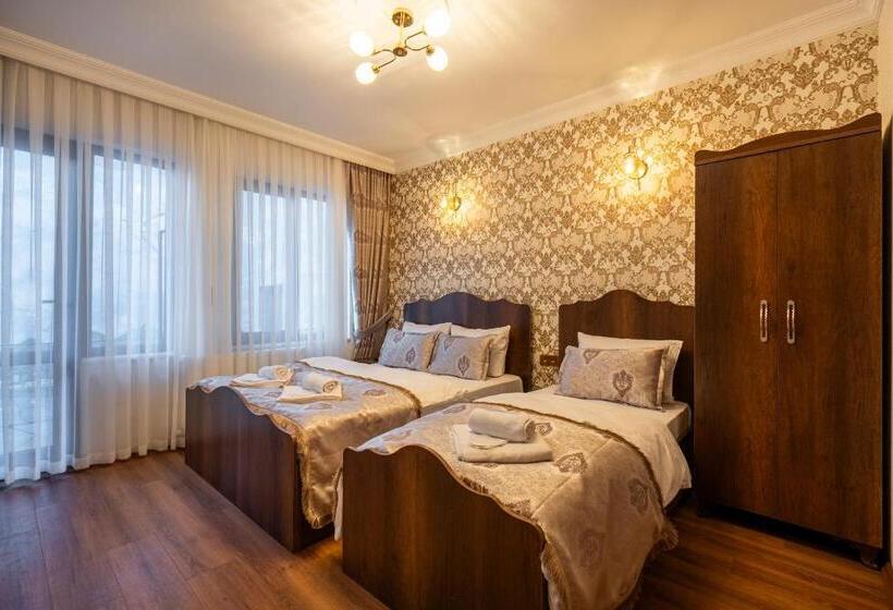 Quarto Triplo Economy, Harbor House