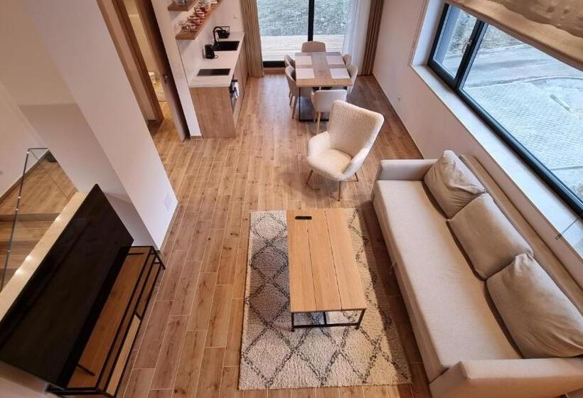 발코니가 있는 2 베드룸 아파트, Chalets Hrabovo