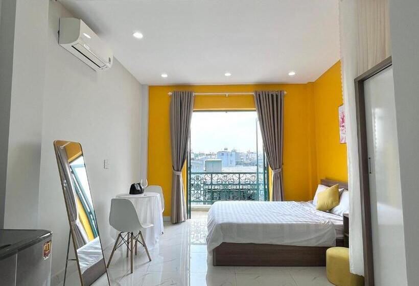 استودیوی لوکس, Luxury Condotel Sai Gon 3