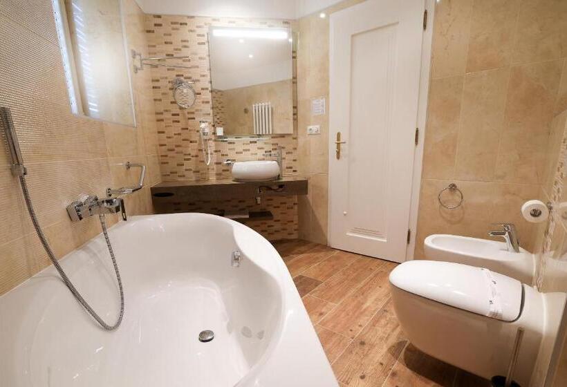 جناح مزوَّد بشرفة, Boutique Hotel Ambiente +