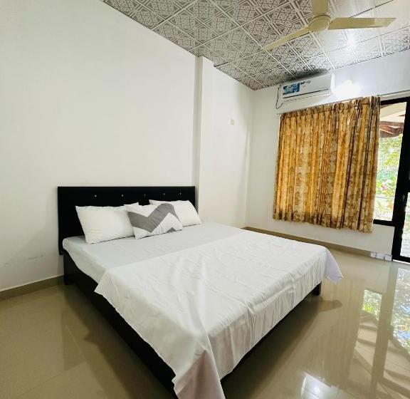 Standard room with outdoor bath, White House Villa