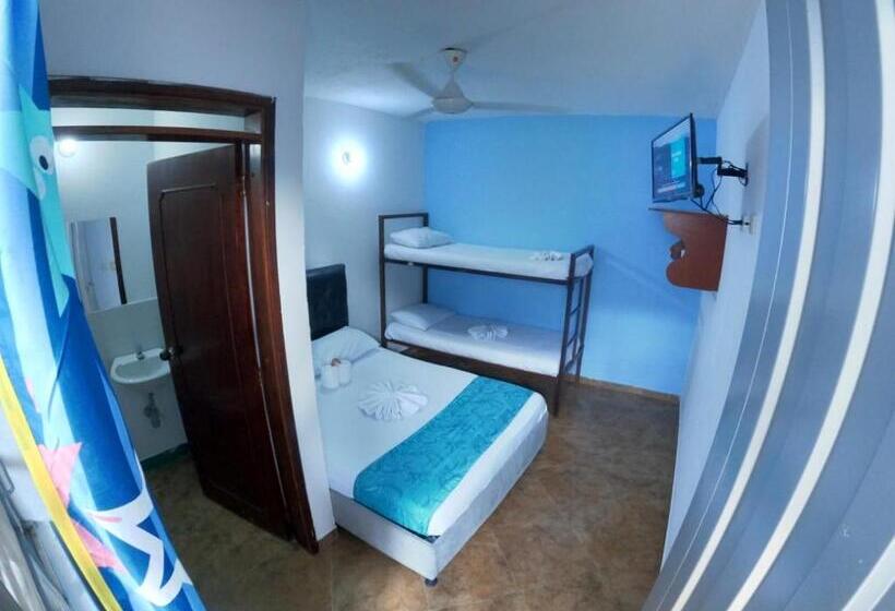 Quarto Quádruplo Estandar, Nuevo Hotel Villa Camila Melgar