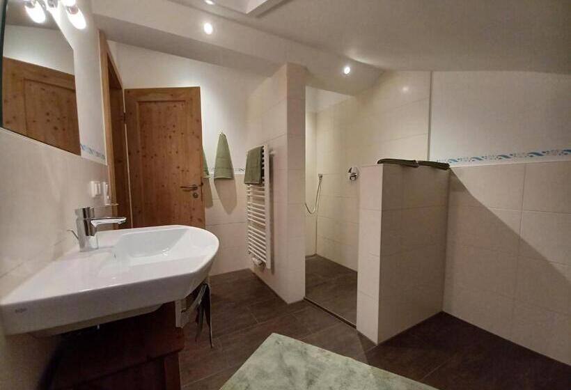 Апартаменты 1 Спальня с Балконом, Ferienwohnung Oberlinner