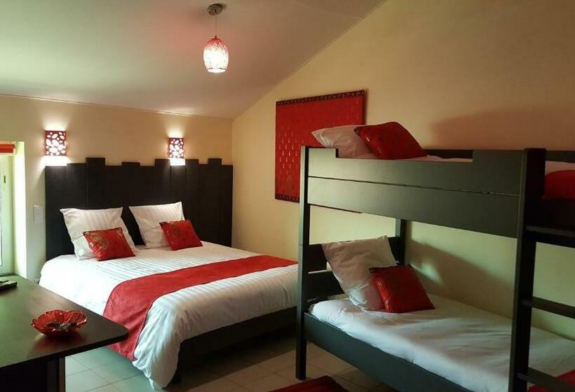 Четырехместный Номер Стандарт, Chambre D´hôtes Léonie & Restaurant