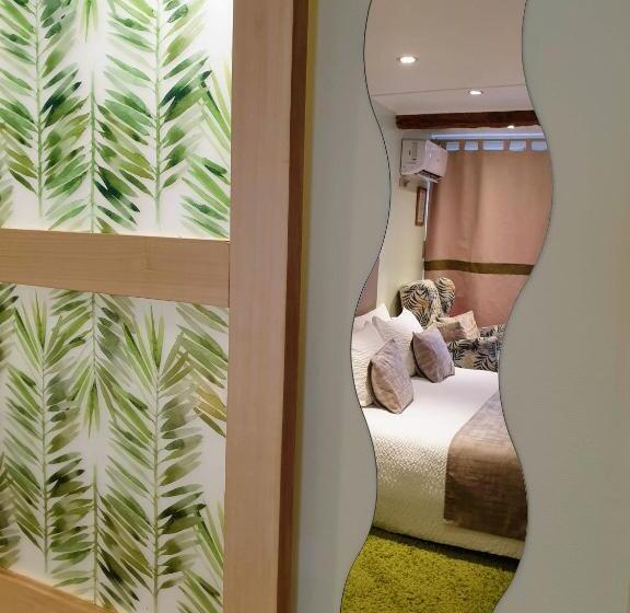 Номер Deluxe, Chambre D´hôtes Léonie & Restaurant