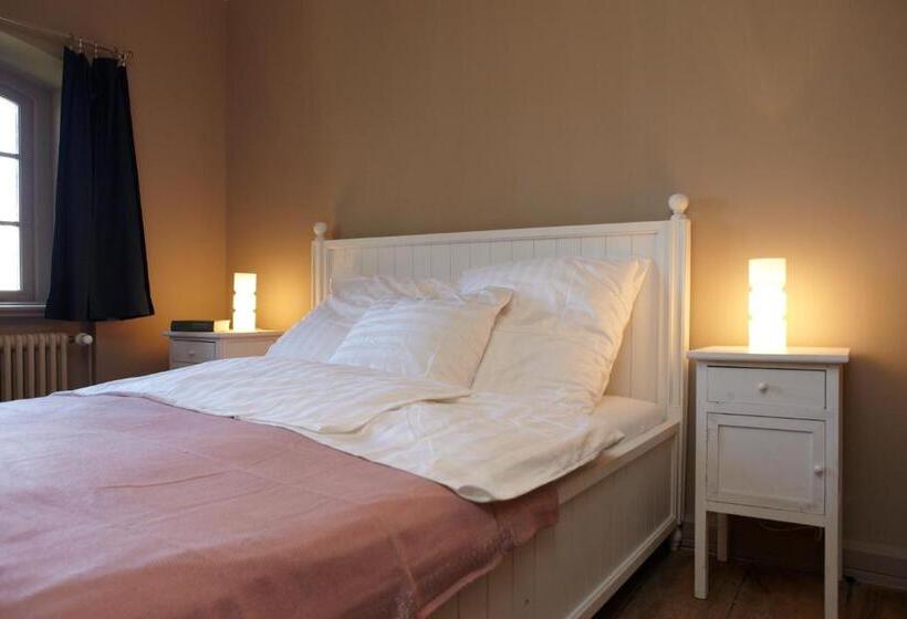 Апартаменты 3 Спальни, Gutshaus Lexow