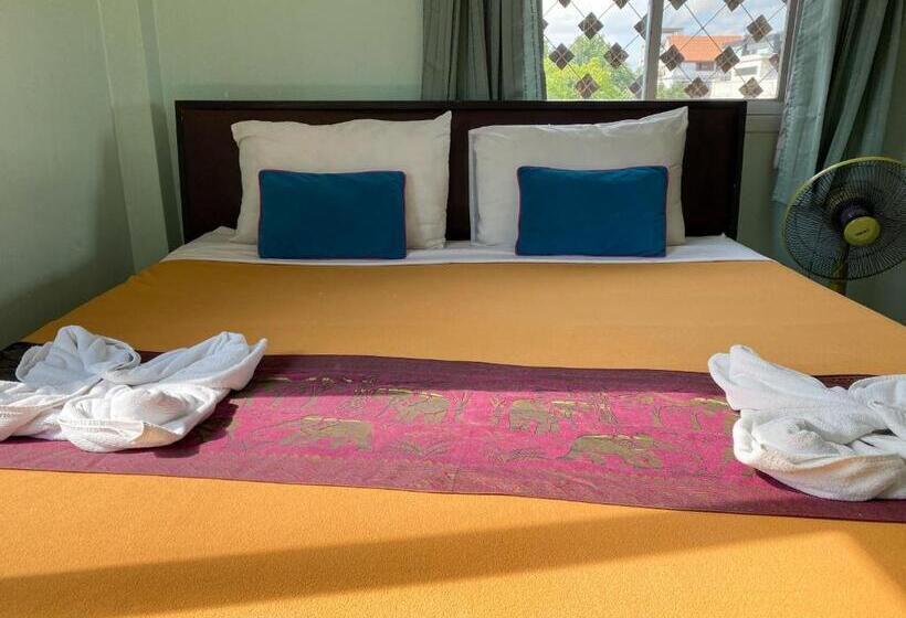 Standard Room Shared Bathroom, Mixay Paradise