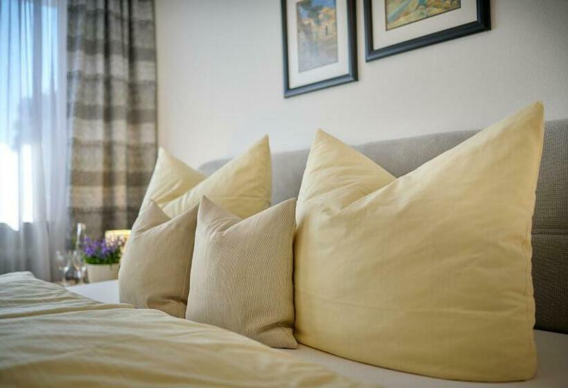 Номер Стандарт, Restaurant Zum Goldenen Anker Mit Hallenbad & Wellnessbereich