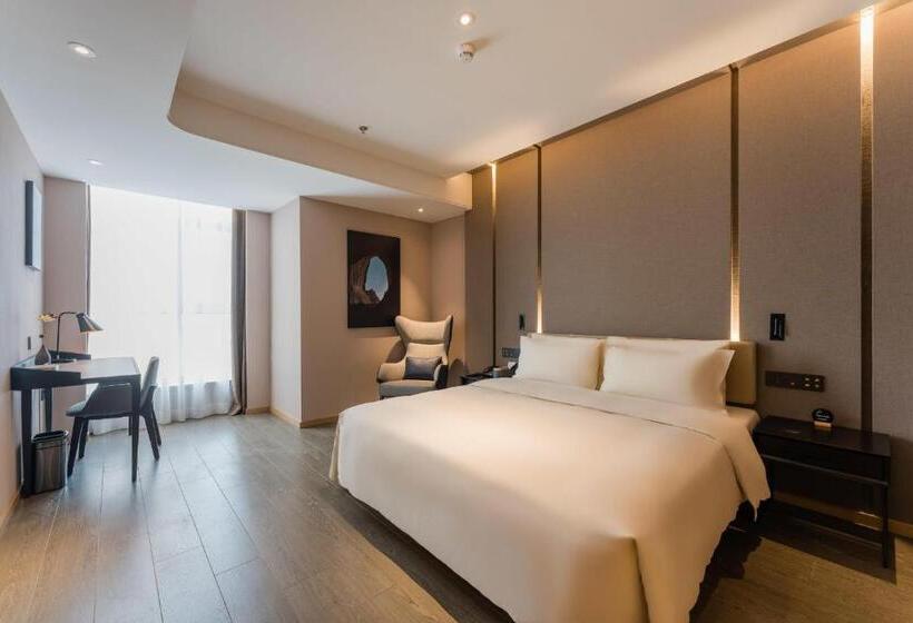 Номер Deluxe, Atour Hotel Nanchang Red Valley Beach Qiushui Plaza