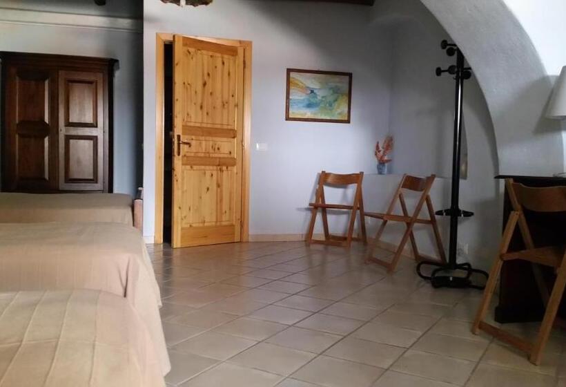 四人标准间, Albergo Seaside