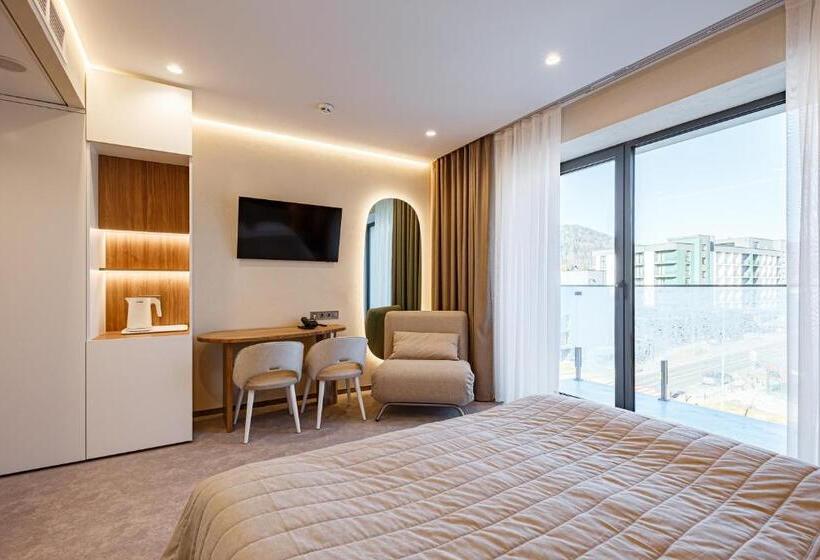 주니어 스위트, Tavel Hotel & Spa
