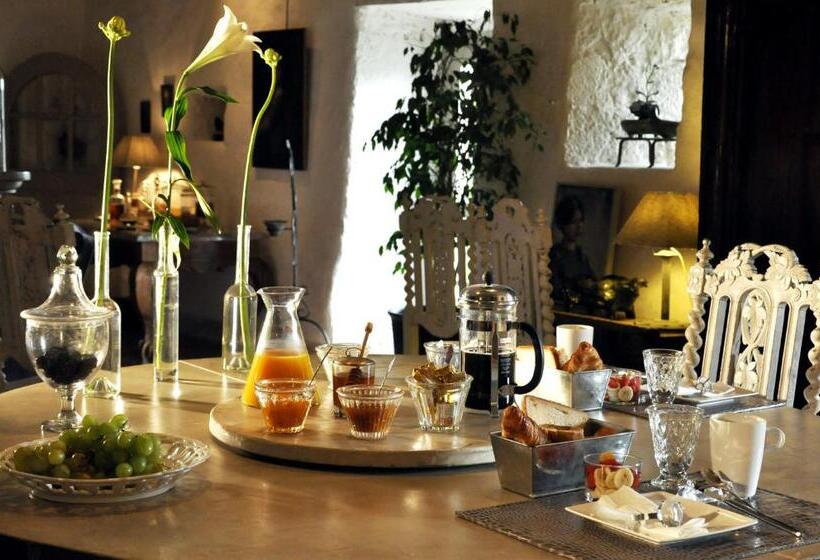 Люкс Вид на Бассейн, Le Relais De Roquefereau