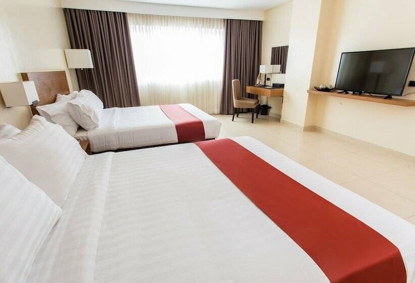 اتاق لوکس, Royce Hotel & Casino