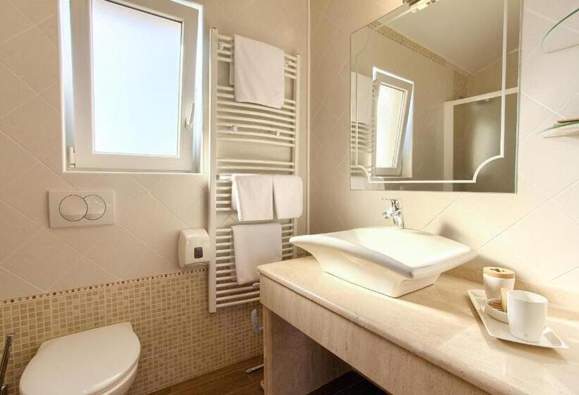 2 Bedroom Apartment Garden View, Villa Margaret