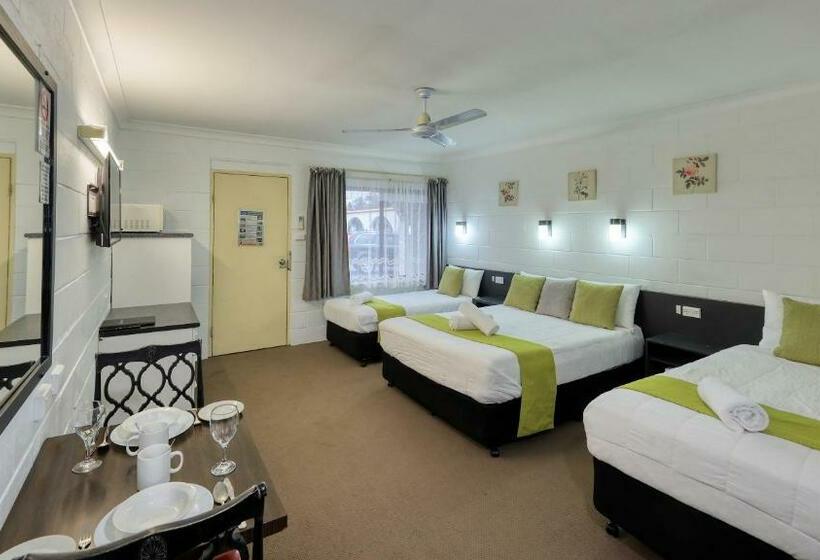 スイート（家族用）, Azalea Motel