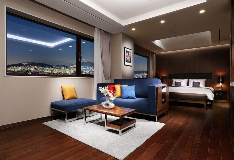 Королевский Люкс, Amanti Hotel Seoul