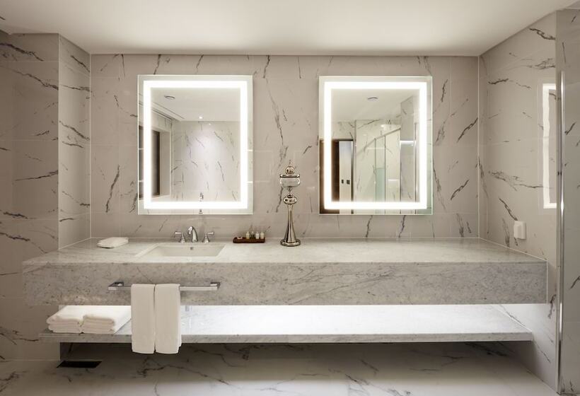 Королевский Люкс, Amanti Hotel Seoul