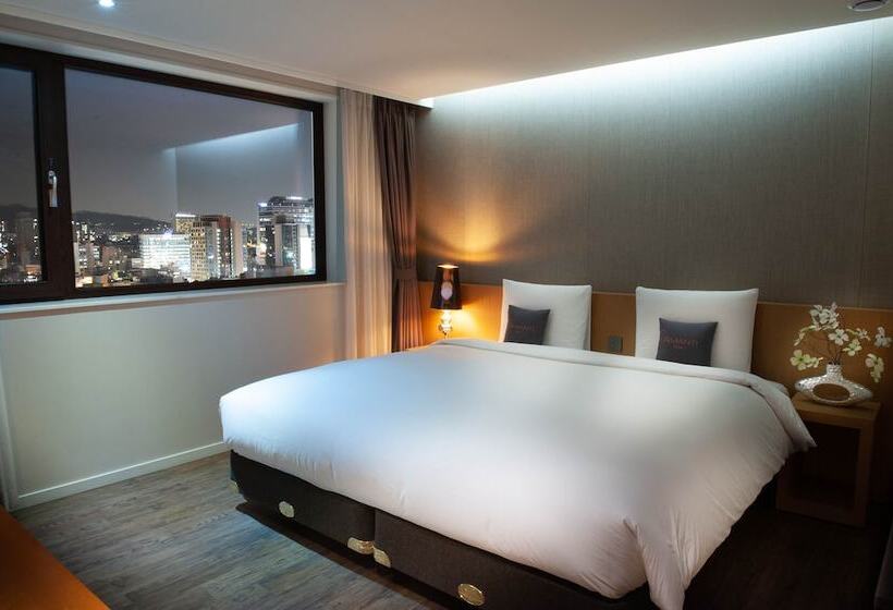 Номер Deluxe, Amanti Hotel Seoul