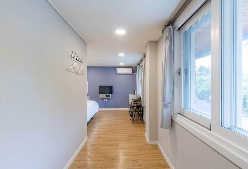 Номер Стандарт, Camp Jirisan Parkview