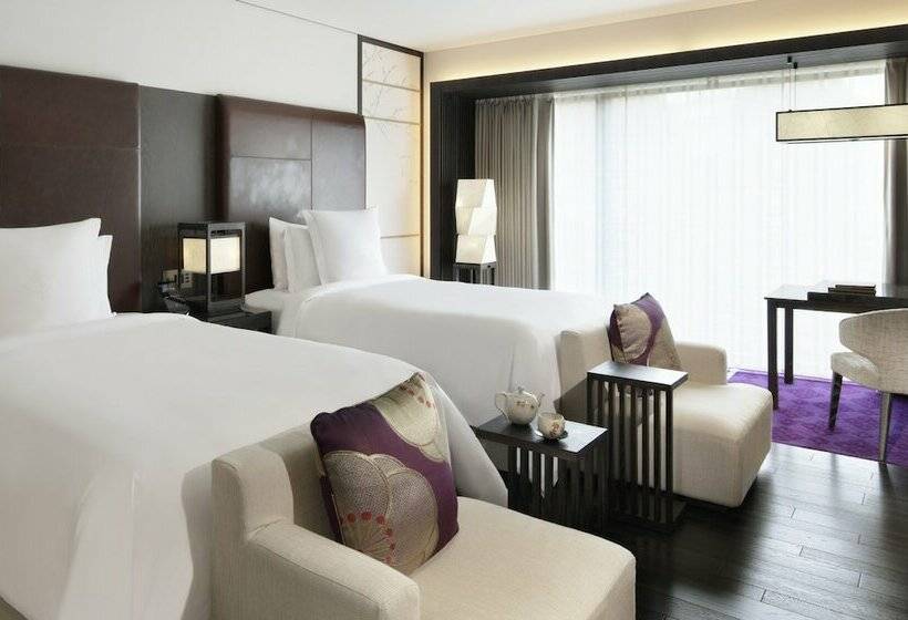 Номер Deluxe, Four Seasons Hotel Kyoto