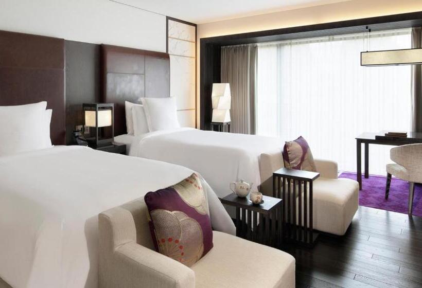 Номер Премиум, Four Seasons Hotel Kyoto