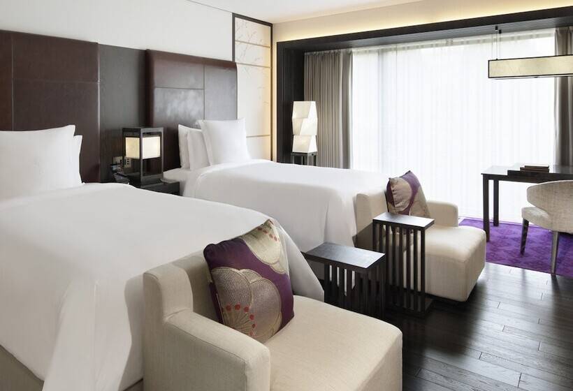 Номер Deluxe, Four Seasons Hotel Kyoto