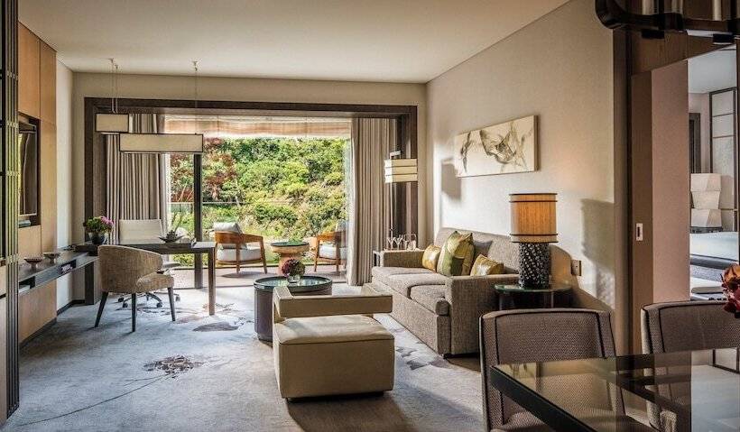 Люкс, Four Seasons Hotel Kyoto