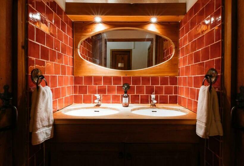 Номер Стандарт, Langley Hotel La Vieille Ferme