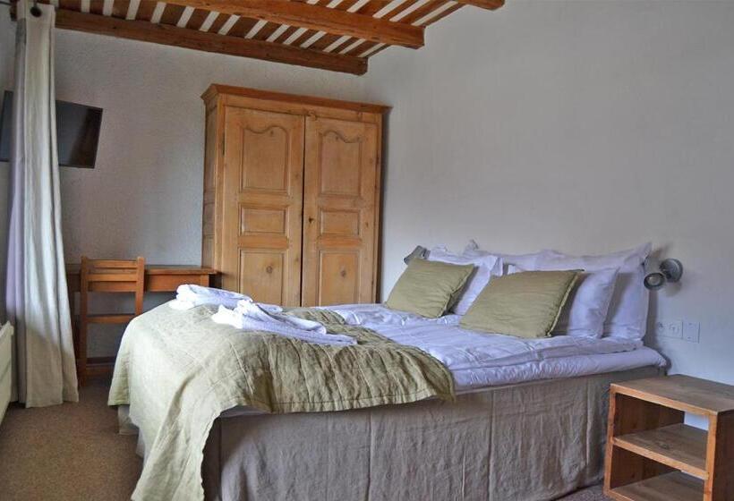Номер Стандарт, Langley Hotel La Vieille Ferme