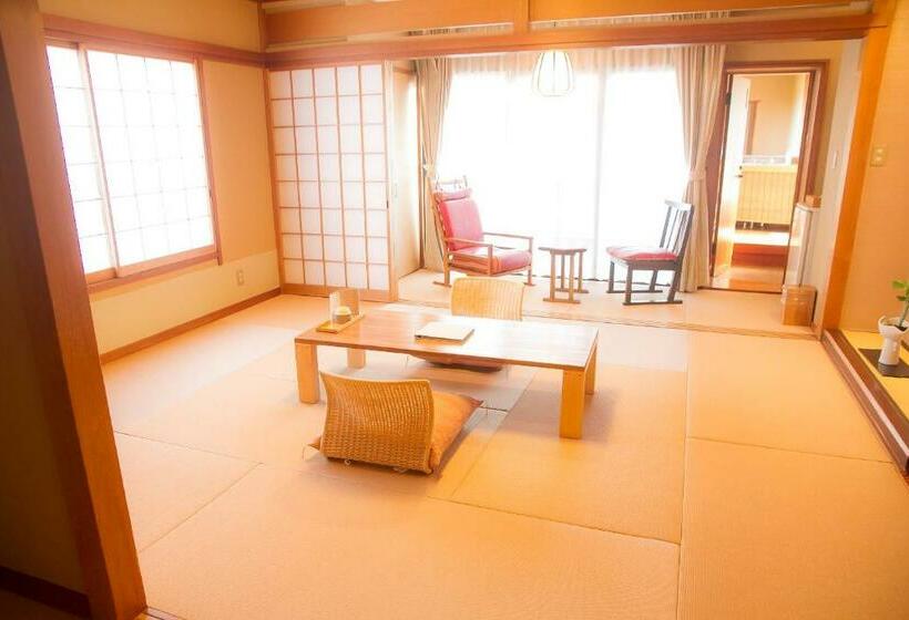 Дом 1 Спальня, Yugawara Retreat Goen No Mori