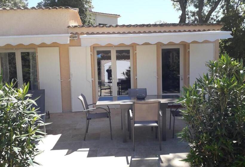 Студия Стандарт, La Bastide Du Bouchou